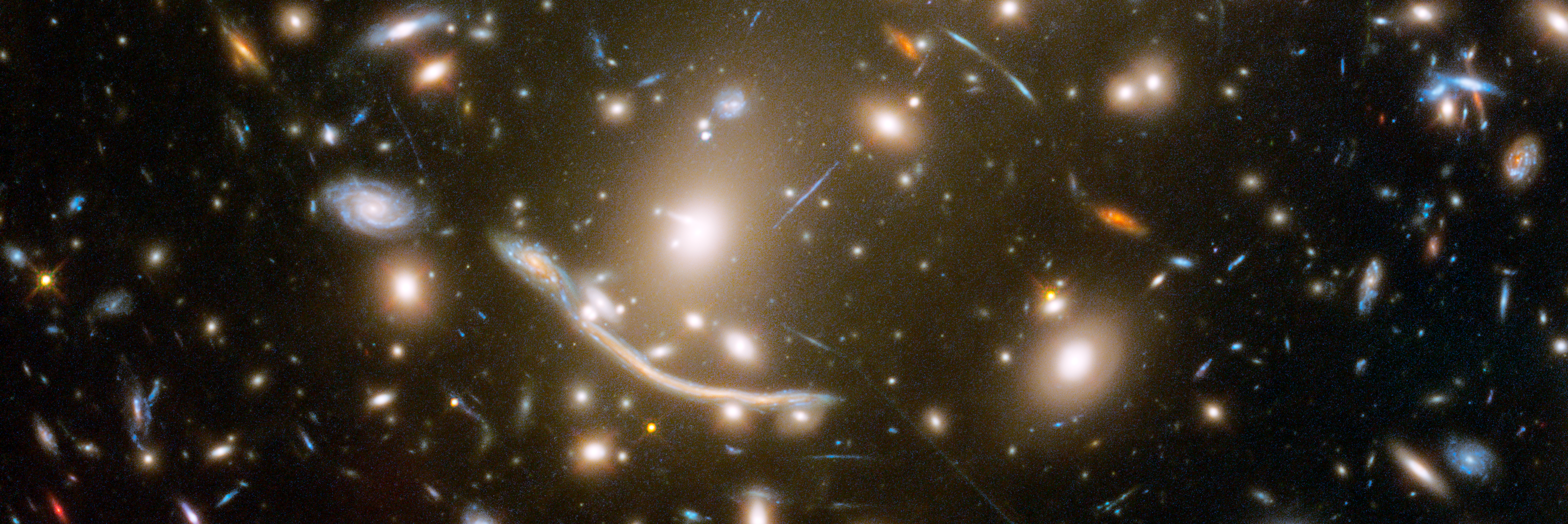 Foto del cúmulo de galaxias Abell 370 tomada por el Telescopio Espacial Hubble